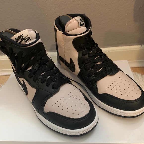 Women’s Air Jordan 1 Rebel - Picture 10 of 10